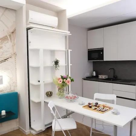 Apartament Prestige House Luxury Pompeja